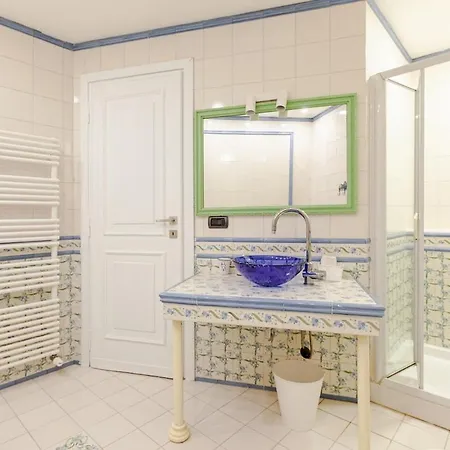 Luxury With Swimming Pool In *