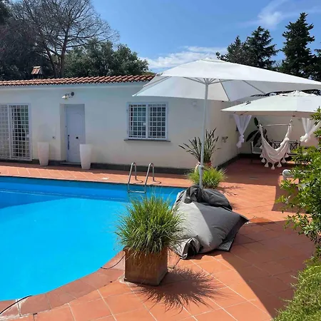 Luxury With Swimming Pool In