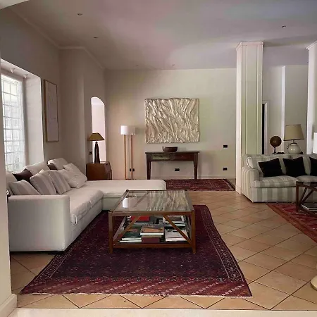 Luxury With Swimming Pool In Villa