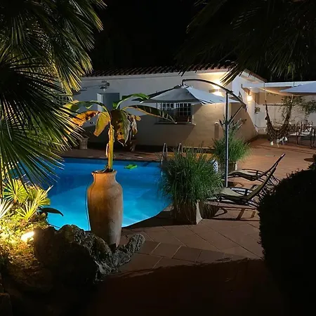Luxury With Swimming Pool In Roma