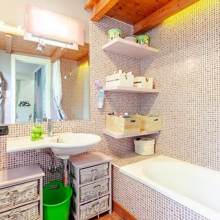 Luxury With Swimming Pool In Villa *